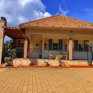 https://airport-link-guest-house.about-kampalahotels.com