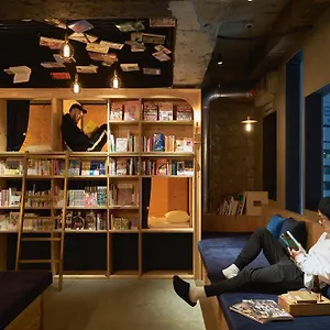 호스텔 북 앤 베드 이케부쿠로